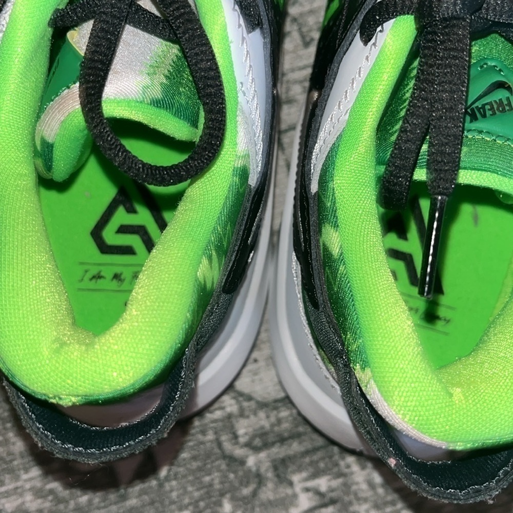 Nike kids or men’s Zoom Freak 2 Naija size 7 - Picture 6 of 9
